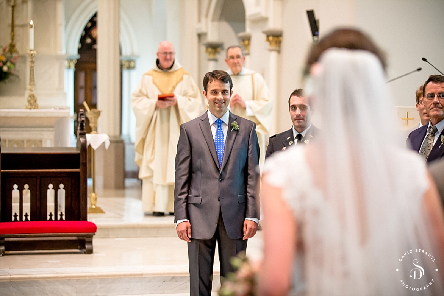 groom and bride - St John's Cathedral - Charleston Wedding Photography - Hannah and Chris