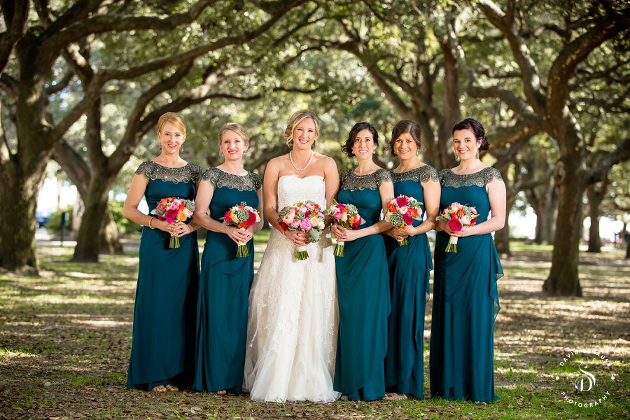 Battery Park Posed Pictures - Charleston Photographer - Bridesmaids
